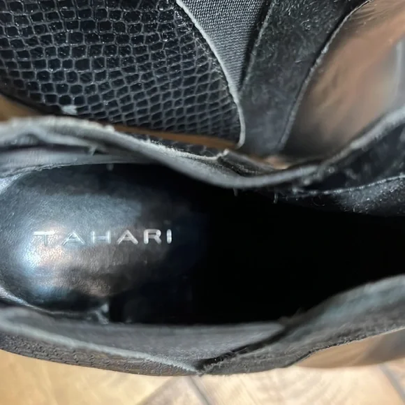 Tahari leather booties - Picture 6 of 7